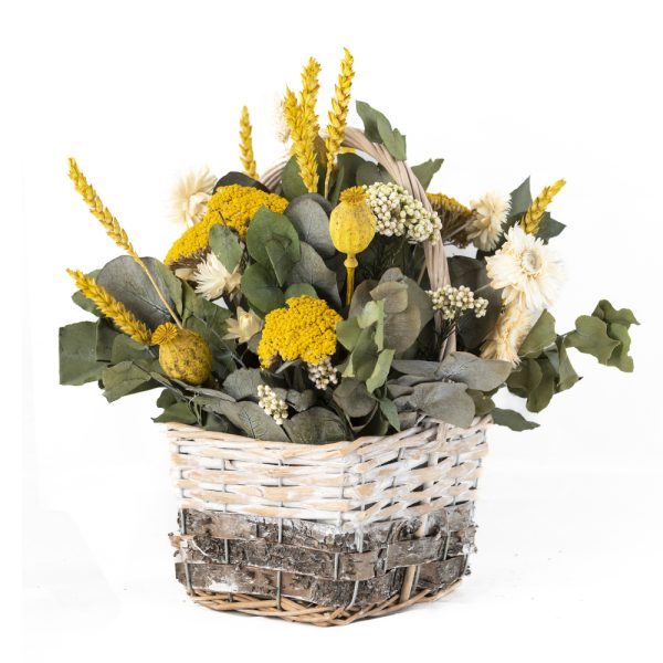 Cesta de flores preservadas primaverales