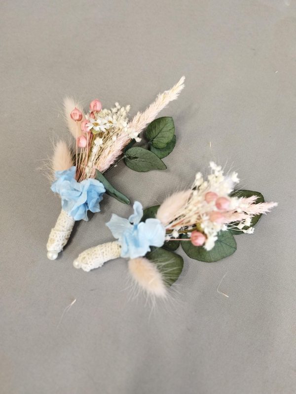 Prendido para novio de hortensias