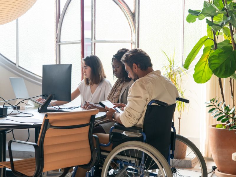 Diferencias entre empleo protegido y empleo ordinario