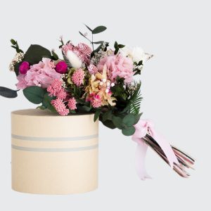 Ramo de flores preservadas mediano