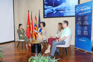 _Jornadas-especialistas-en-el-cuidado_Fundación-rey-ardid_1-16